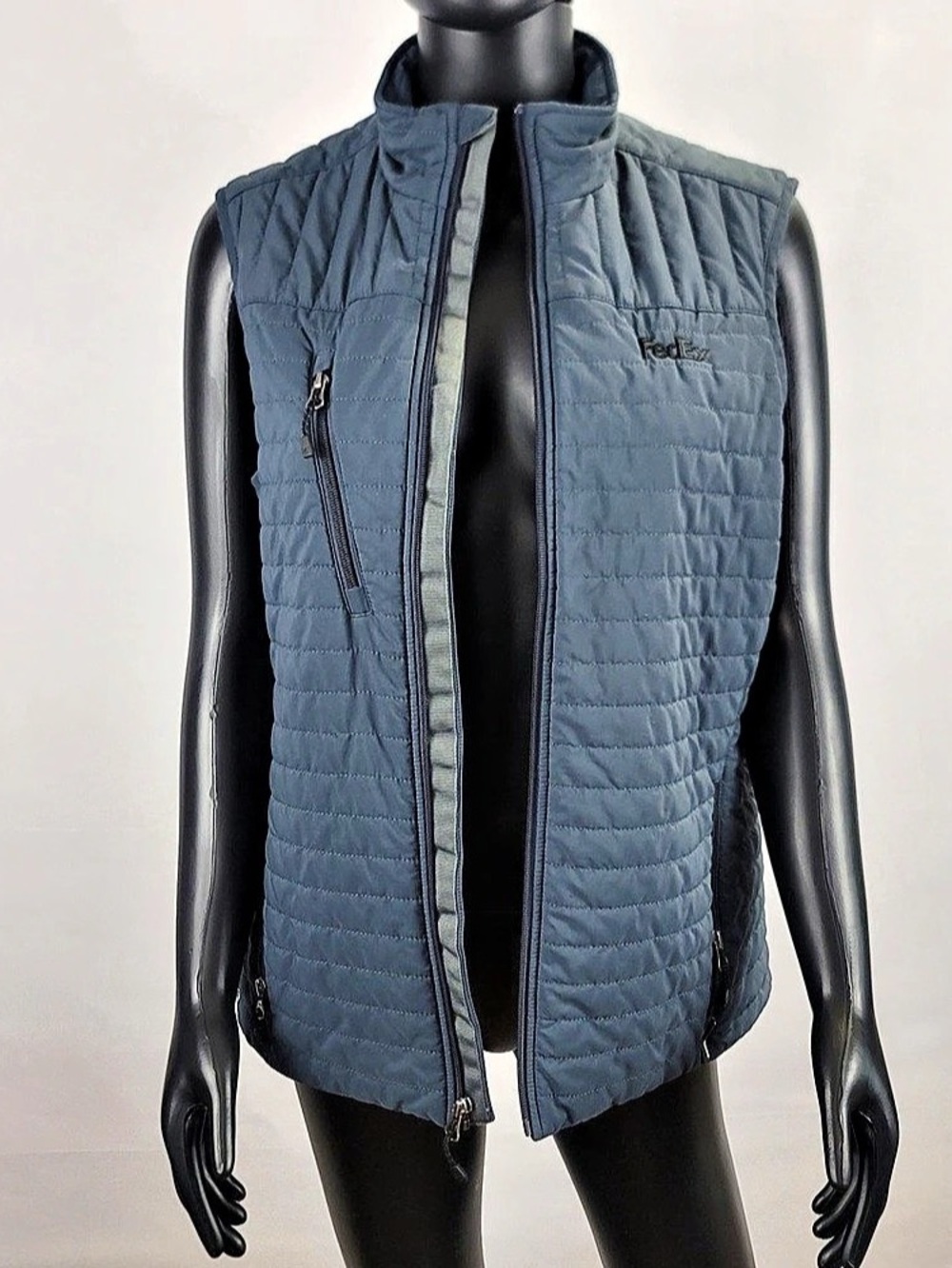 FedEx Storm Creek Women's Quilted Vest in Blue Size Large Like New